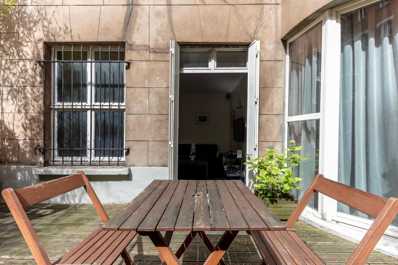 Studio Sur Les Quais De Seine Parijs Buitenkant foto